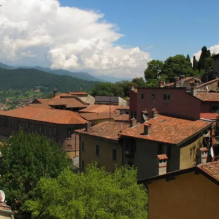 La Torta Di Mele Daire Bergamo