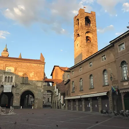 La Torta Di Mele Bergamo