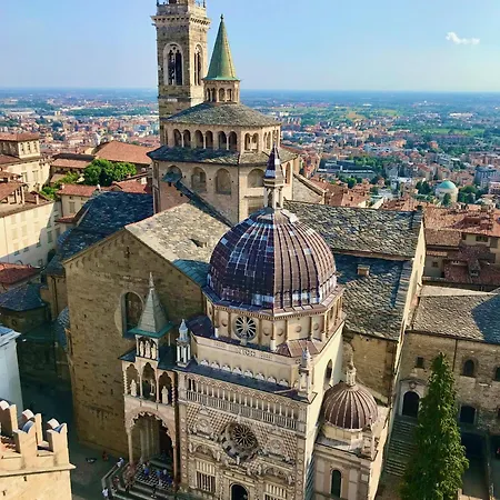 La Torta Di Mele * Bergamo